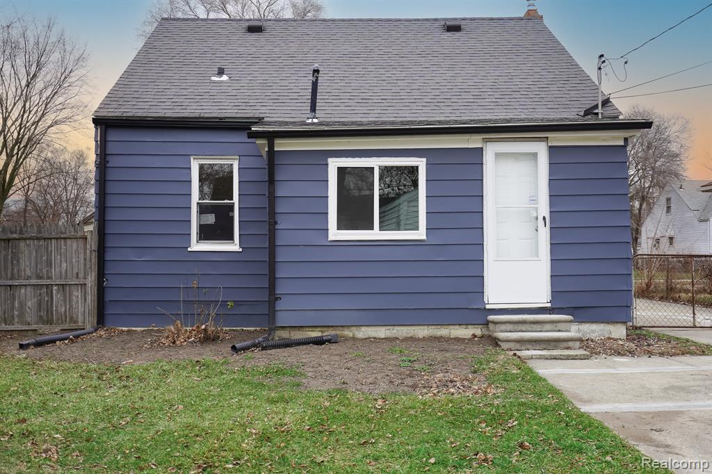 7244 FISHER Avenue, Warren, MI 48091 — Photo 4