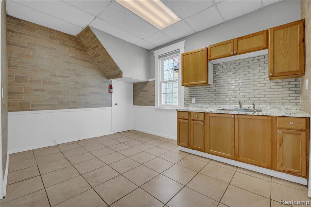 5854 Romeyn Street, Detroit, MI 48209 — Photo 11