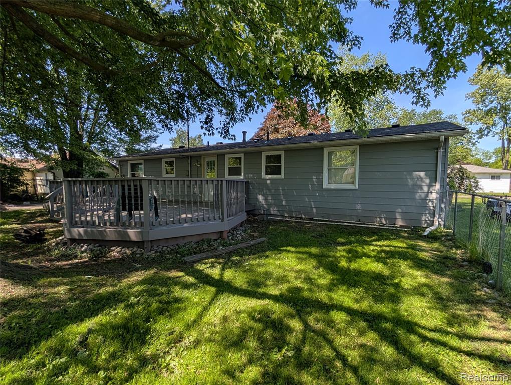 26241 Weigel Road, New Boston, MI 48164 — Photo 3