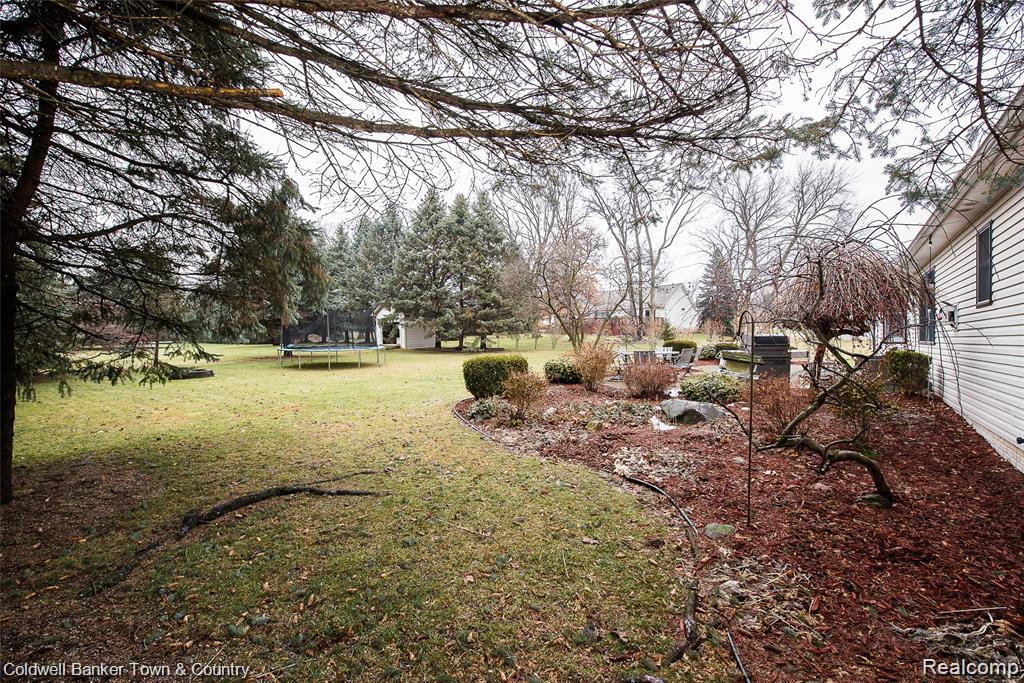 6322 E Horseshoe Trail, Linden, MI 48451 — Photo 51