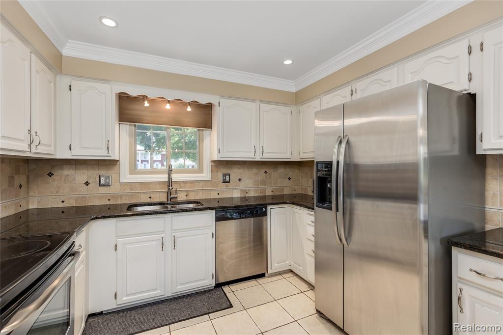 69504 Saxon Drive, Bruce, MI 48065 — Photo 12