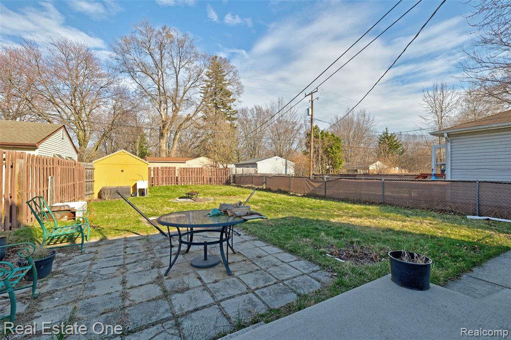27732 Dartmouth Street, Madison Heights, MI 48071 — Photo 4
