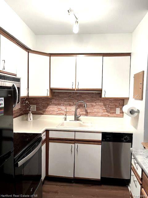 50098 Helfer Boulevard, 50098, Wixom, MI 48390 — Photo 8