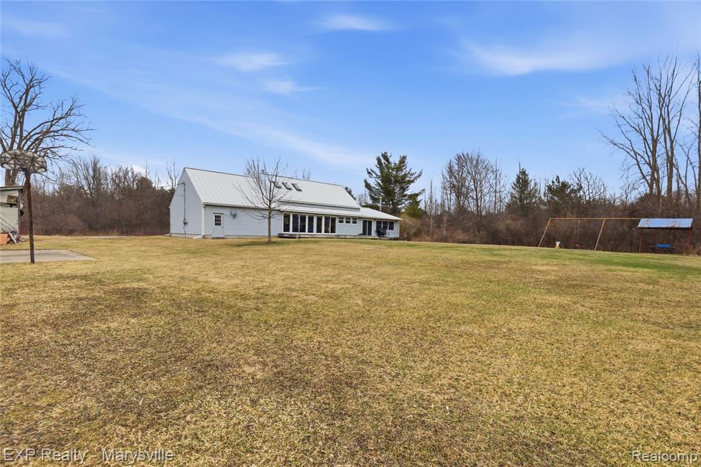 5265 Smiths Creek Road, Kimball, MI — Photo 50