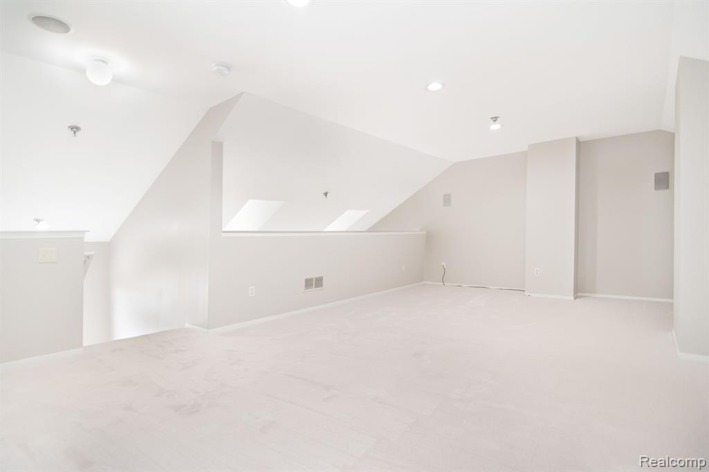 23250 POPLAR Drive, Southfield, MI 48075 — Photo 30