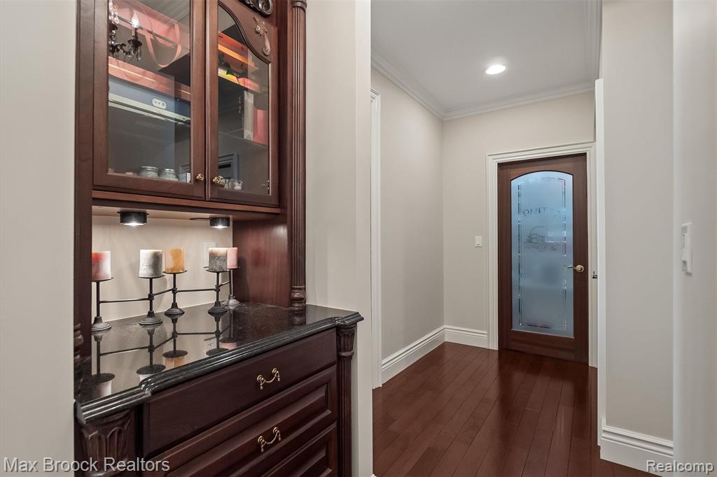 4764 Dow Ridge Road, Orchard Lake Village, MI 48324 — Photo 27