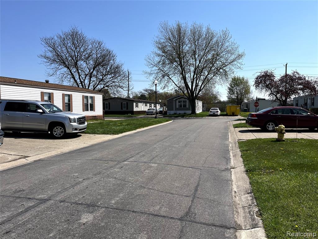 15385 Cartier Drive, Clinton Twp, MI 48038 — Photo 19