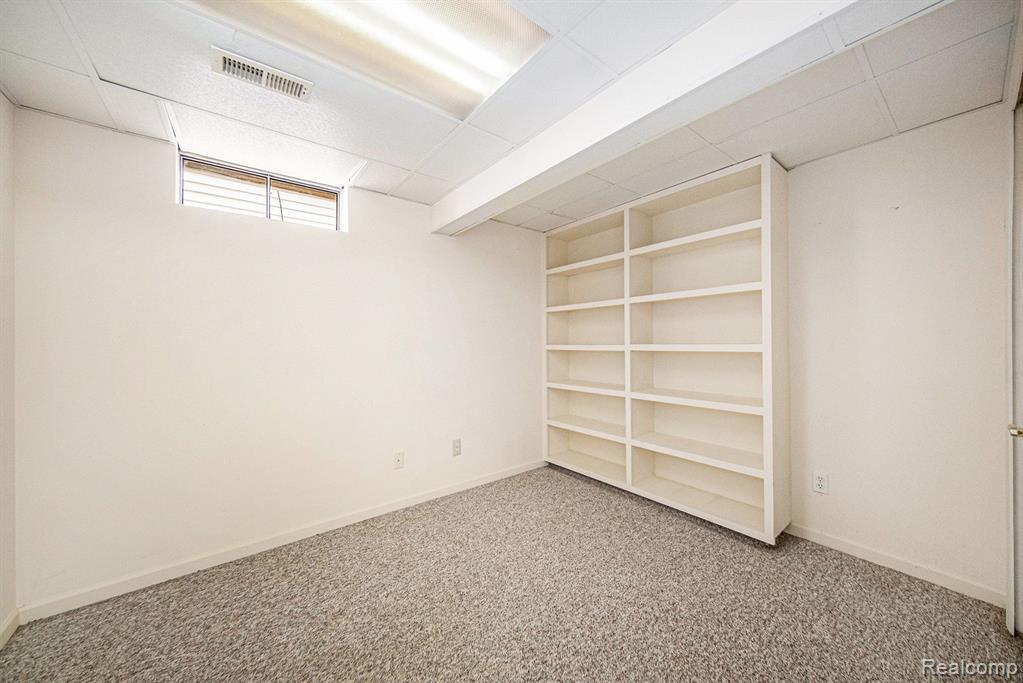 4848 HILLWAY Court, Ann Arbor, MI 48105 — Photo 33