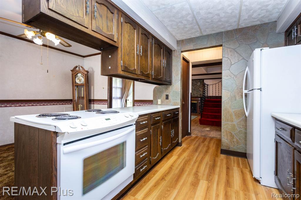 3350 N Belsay Road E, Flint, MI 48506 — Photo 14