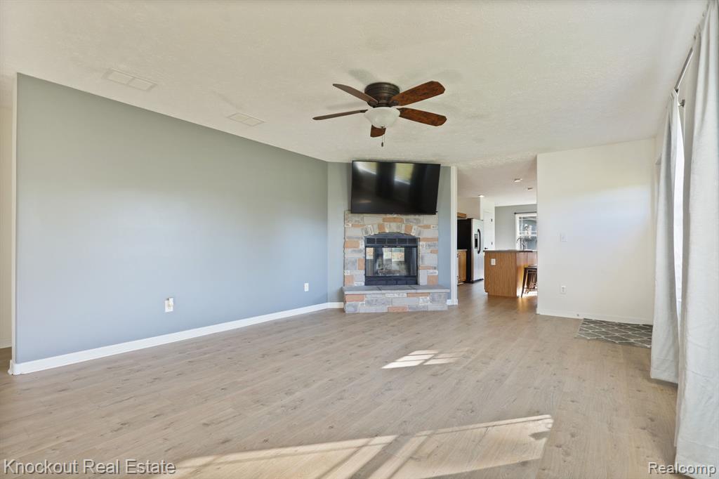 6977 Rathbun Road, Birch Run, MI 48415 — Photo 11