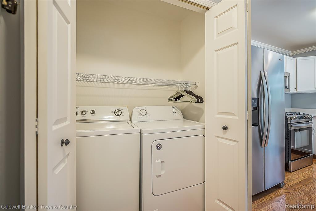 9344 Huron Park Drive, Brighton, MI 48116 — Photo 15