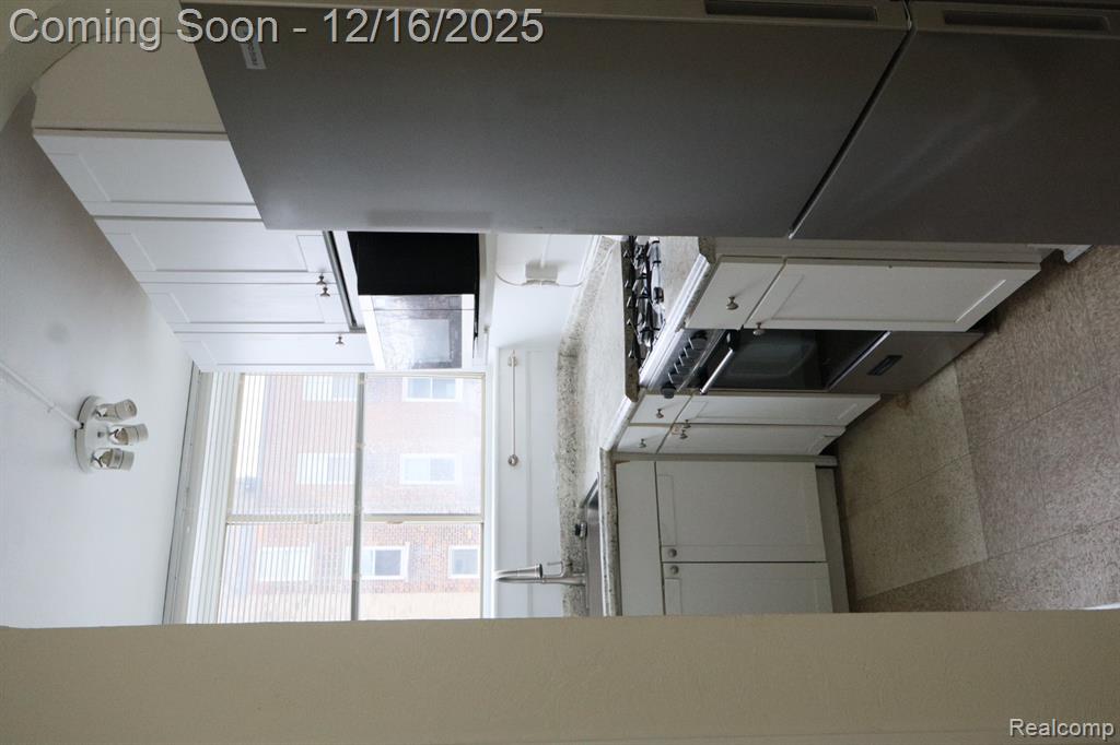 870 SEWARD Street, Detroit, MI, 48202