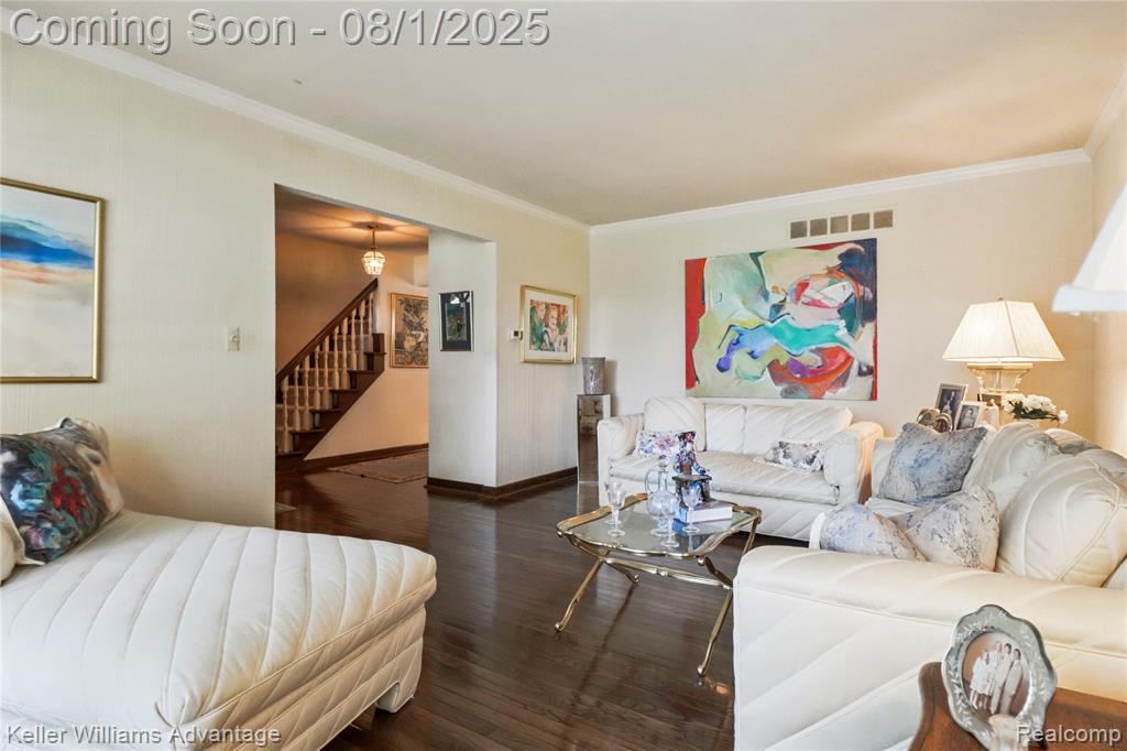 5349 Greenbriar Drive, West Bloomfield, MI 48323 — Photo 33