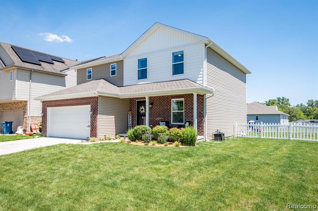 1642 GREENWAY Drive, Ypsilanti, MI 48198 — Photo 42