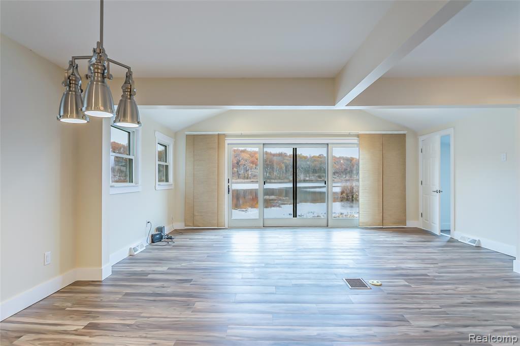 542 Oak Dale Drive, Chelsea, MI 48118 — Photo 26