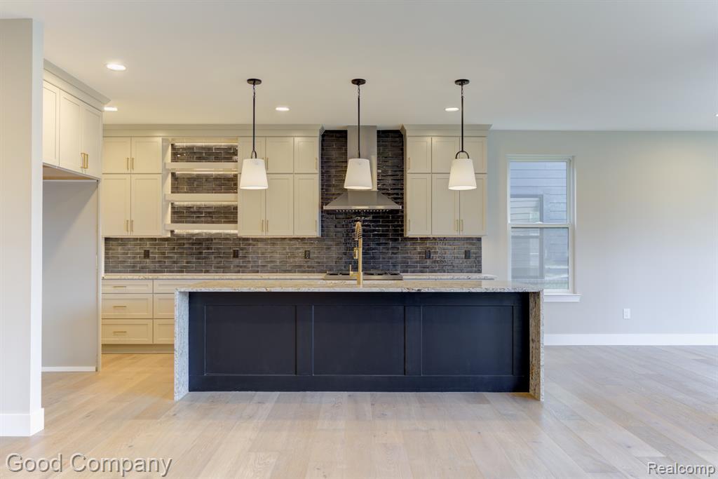 808 Irving Avenue, Royal Oak, MI 48067 — Photo 14