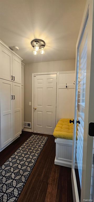 39575 VILLAGE RUN Drive, Northville, MI 48168 — Photo 28