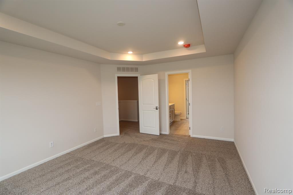 1402 SALT SPRINGS Drive, Saline, MI 48176 — Photo 9
