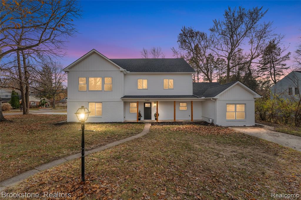 7369 Sweetbriar, West Bloomfield, MI 48324 — front exterior