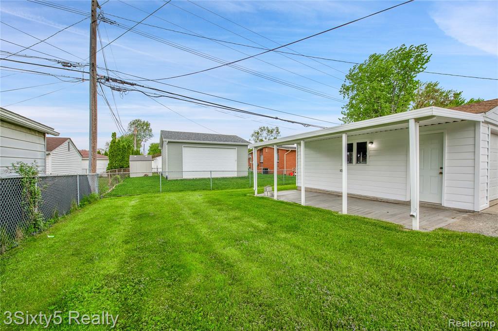 30572 S Gibraltar Road, Rockwood, MI — Photo 24