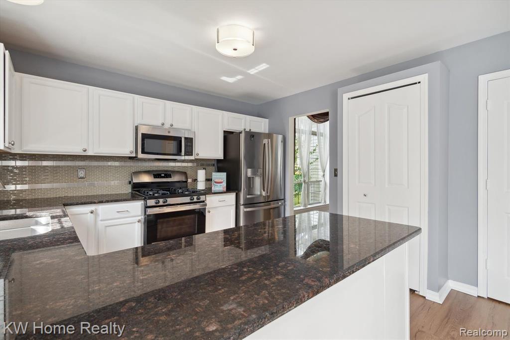 5746 CARY Drive, Ypsilanti, MI 48197 — Photo 14