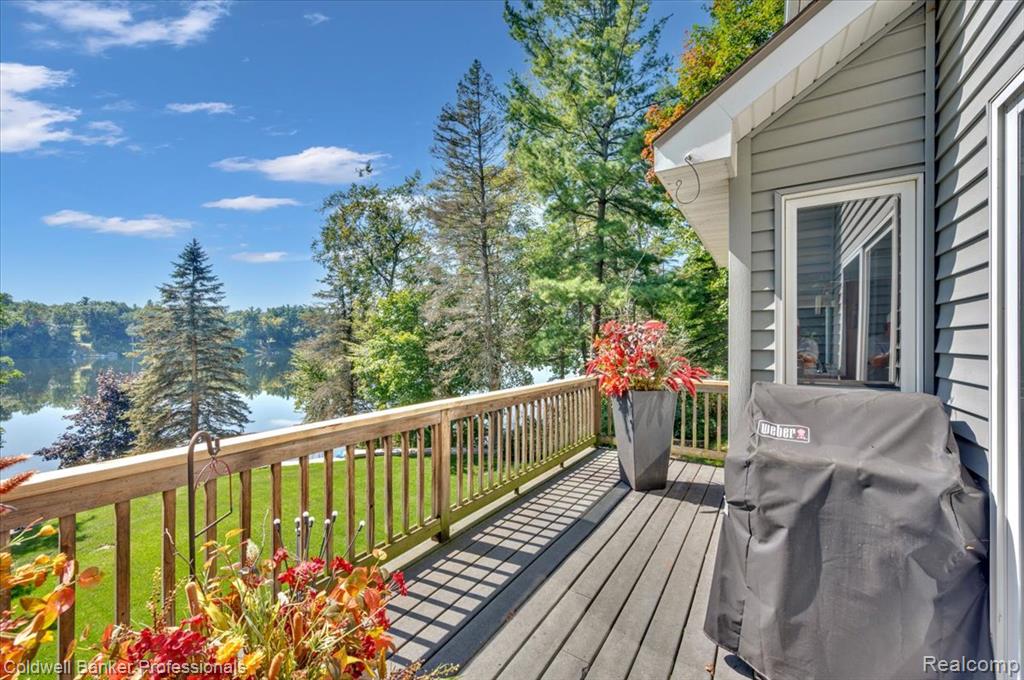 4655 Cusenza Drive, Otter Lake, MI 48464 — Photo 42