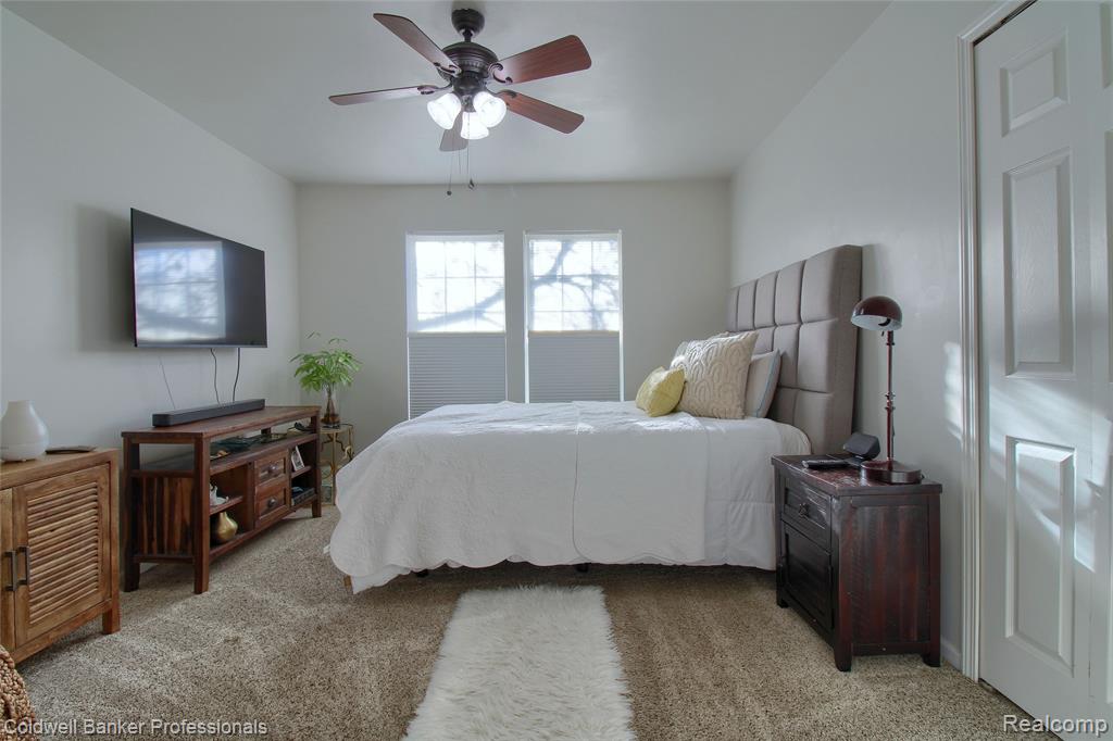 4281 Hunters Circle W, Canton, MI 48188 — Photo 13