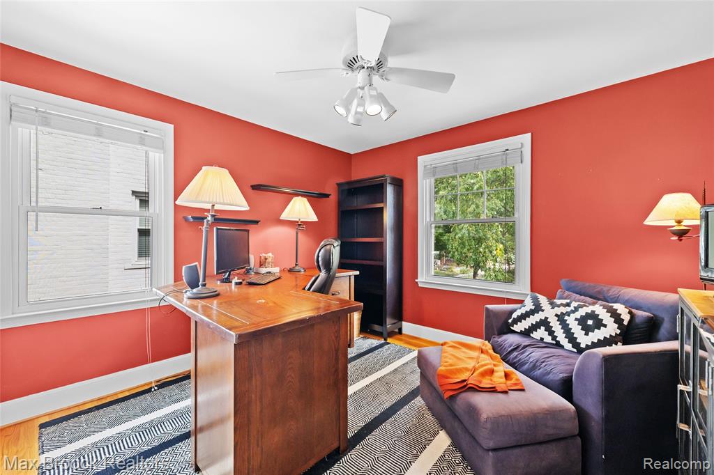 758 Chester Street, Birmingham, MI 48009 — Photo 17