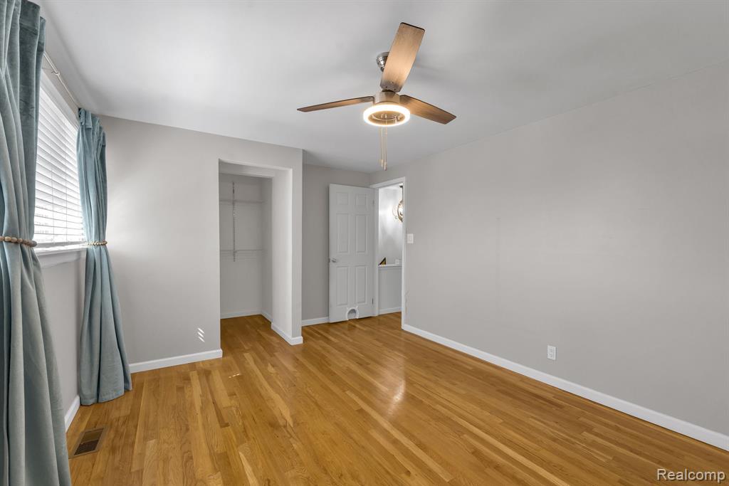 8126 Farnum Avenue, Warren, MI 48093 — Photo 14