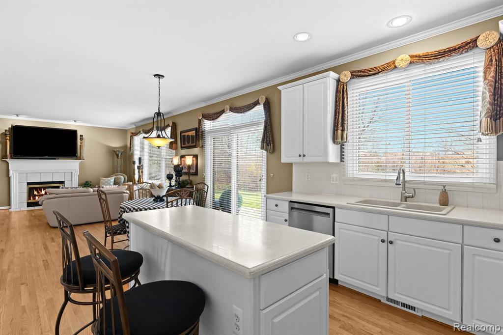 54675 Aurora Park, Shelby Twp, MI 48316 — Photo 19