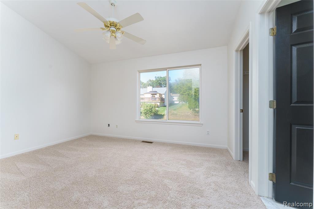 3307 Pond Ridge Drive, Holly, MI 48442 — Photo 17