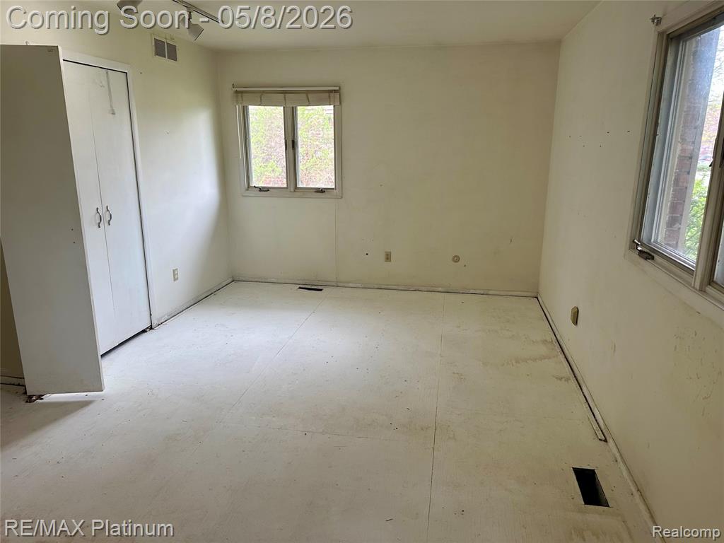5248 Daniel Drive, Brighton, MI 48114 — Photo 8
