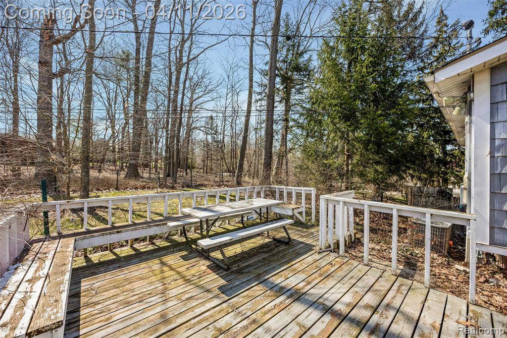 32998 Biddestone Lane, Farmington, MI, 48334