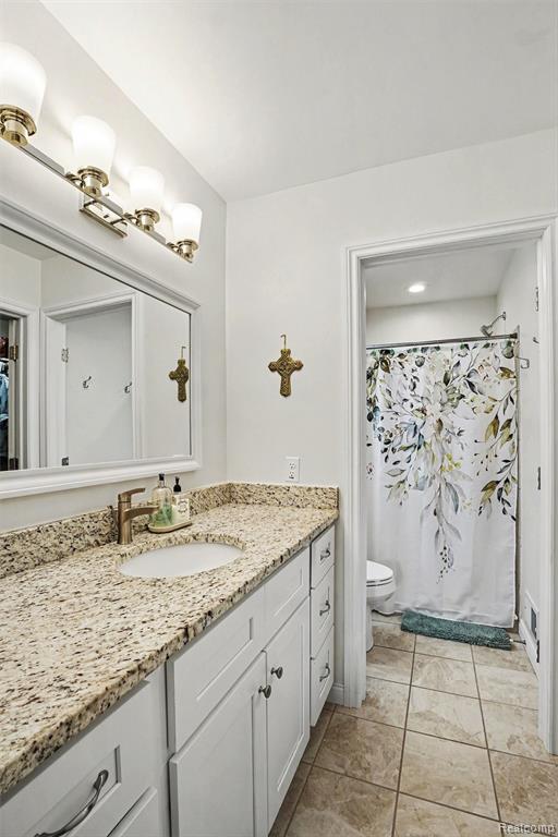 13338 Whispering Pines Court, Linden, MI 48451 — Photo 8