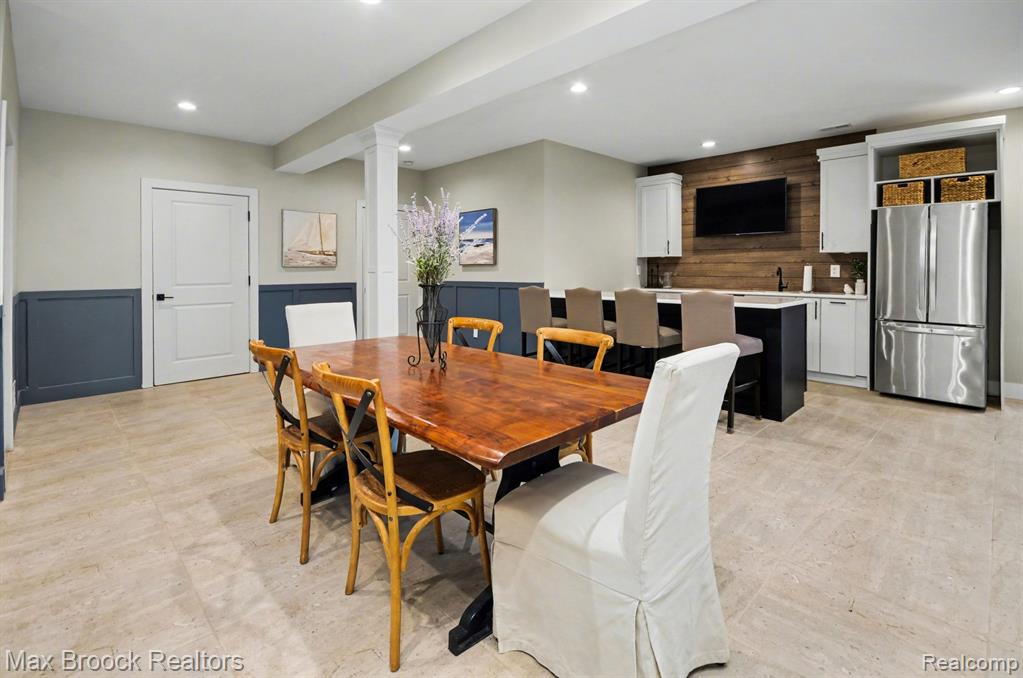 668 Pinery Boulevard, Lake Orion, MI 48362 — Photo 43