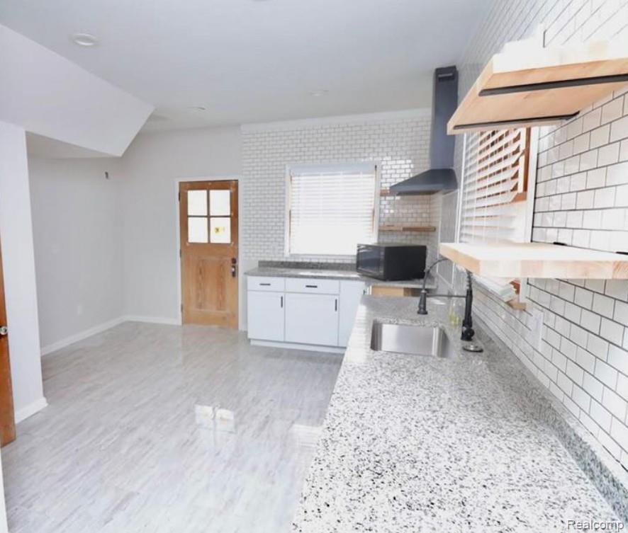 274 Alger Street Street, Detroit, MI 48202 — Photo 4