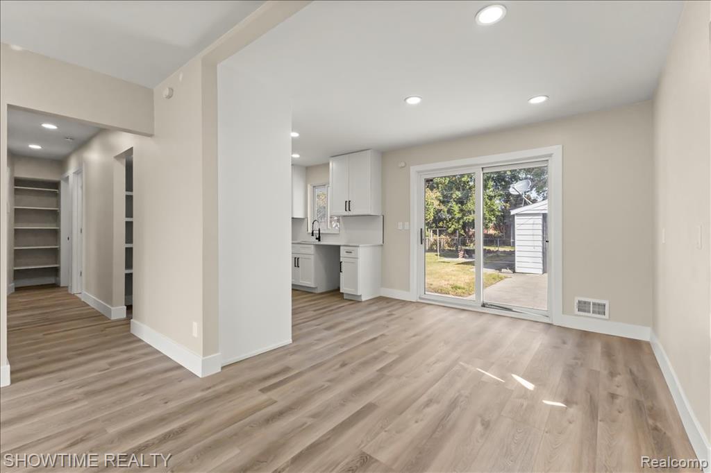 10358 Cloverdale Avenue, Ferndale, MI 48220 — Photo 11