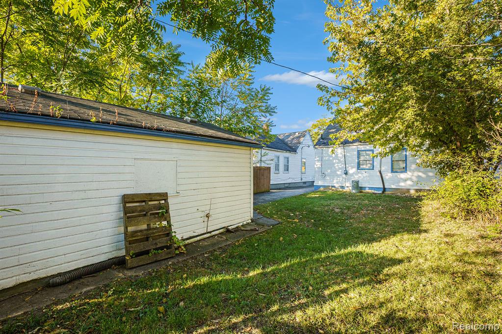 8114 Roselawn Street, Detroit, MI 48204 — Photo 21