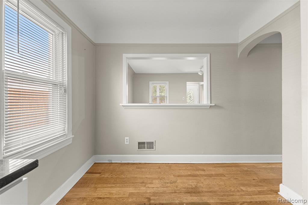 7139 Centralia Street, Dearborn Heights, MI 48127 — Photo 7