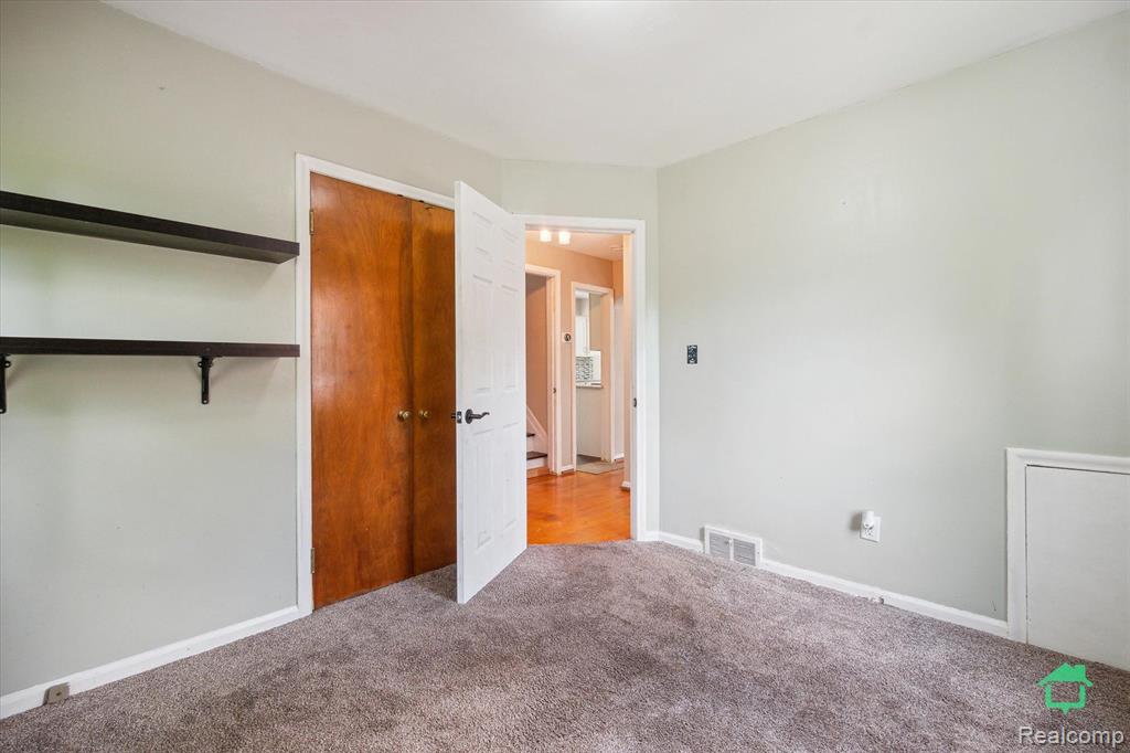 9628 Cavell Street, Livonia, MI 48150 — Photo 24