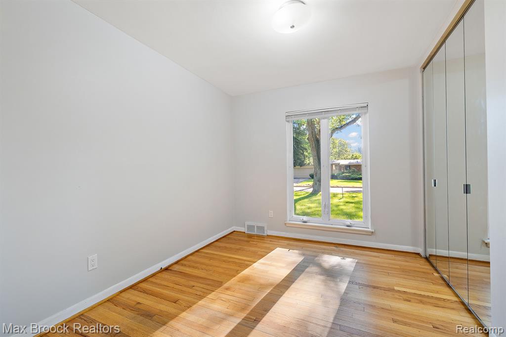966 WOODLEA Street, Birmingham, MI 48009 — Photo 15