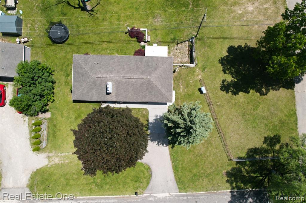 1325 S Hospital Road, Waterford, MI 48327 — Photo 51