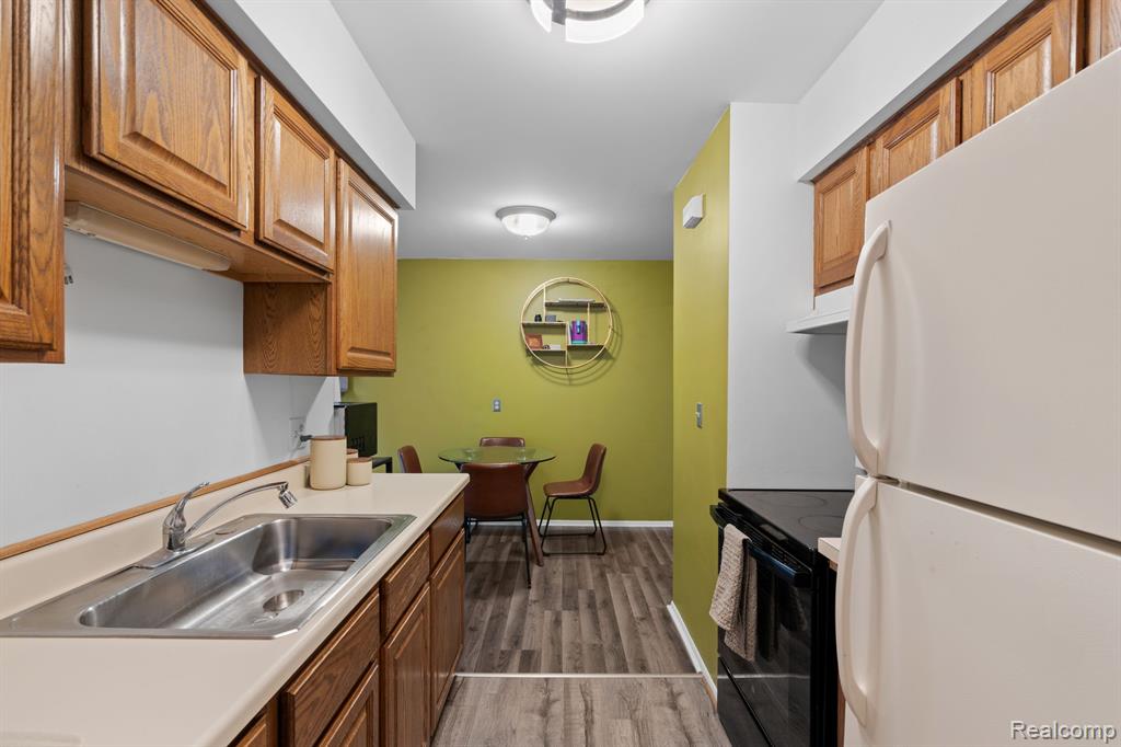 8209 Farnum, Warren, MI 48093 — Photo 14