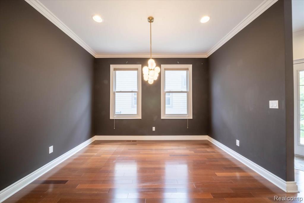 717 S Kenwood Avenue, Royal Oak, MI 48067 — Photo 9