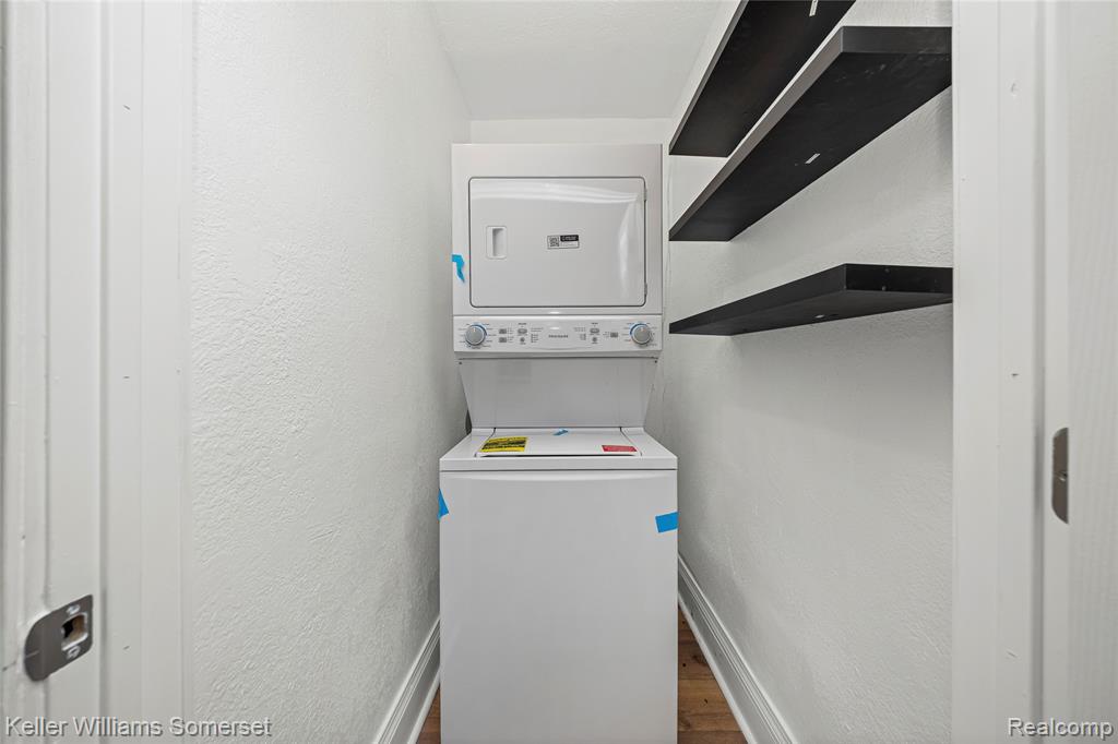 4510 Harding Street, Detroit, MI, 48214