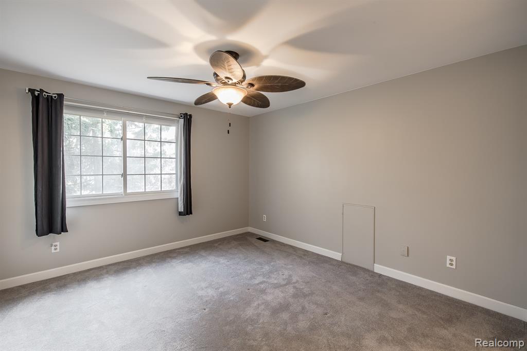6351 Cherry Tree Court, Rochester Hills, MI 48306 — Photo 45