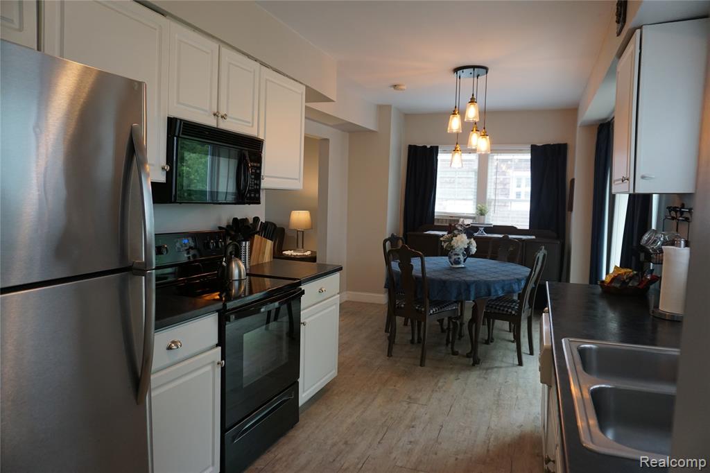 955 N Chevrolet Avenue, Flint, MI 48504 — Photo 15