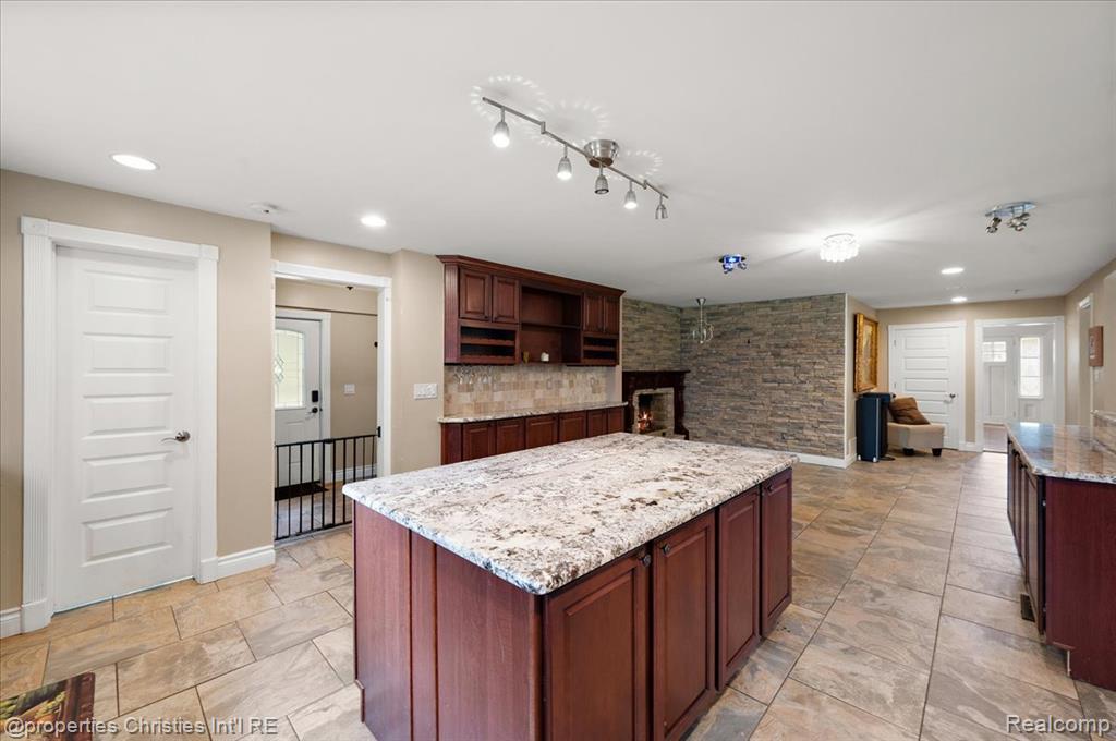 47133 W 9 Mile Road, Novi, MI — Photo 13