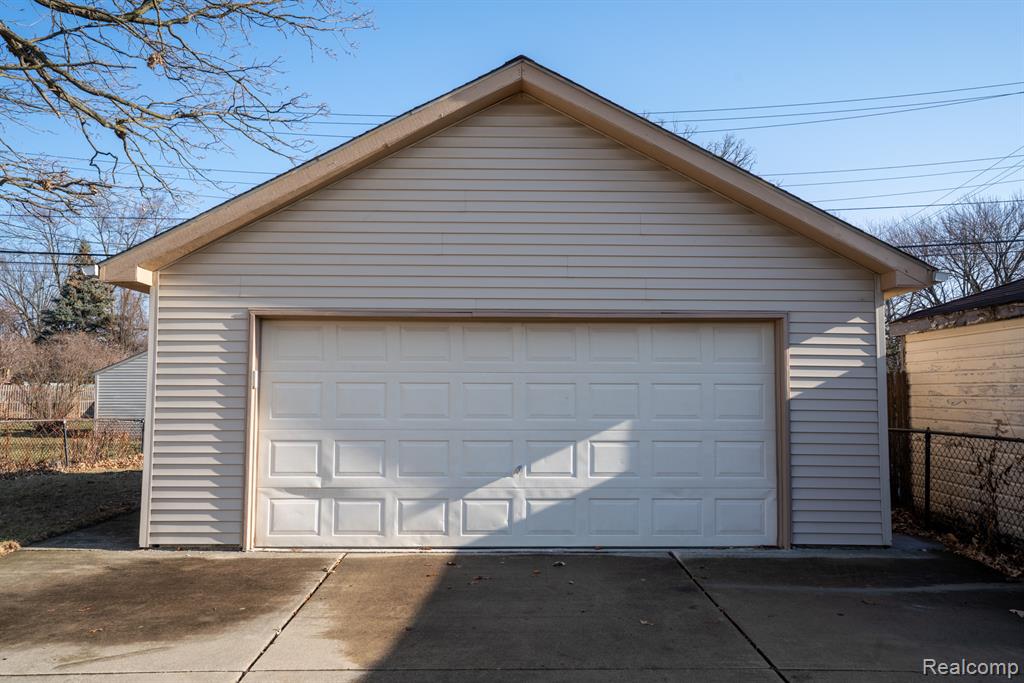 4205 Harding Street, Dearborn Heights, MI 48125 — Photo 5