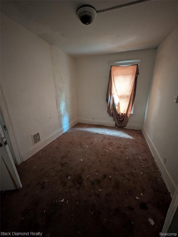 3049 Montclair Street, Detroit, MI 48214 — Photo 16